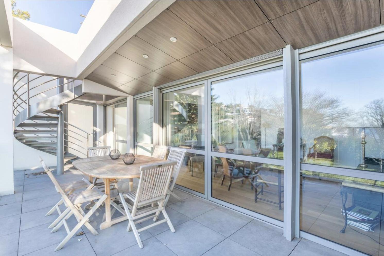 Appartement 3ramt4 Superbe T4, Terrasse Et Rooftop - Vue Sur *